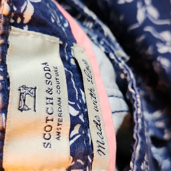 Scotch and soda shorts - Picture 3 of 4